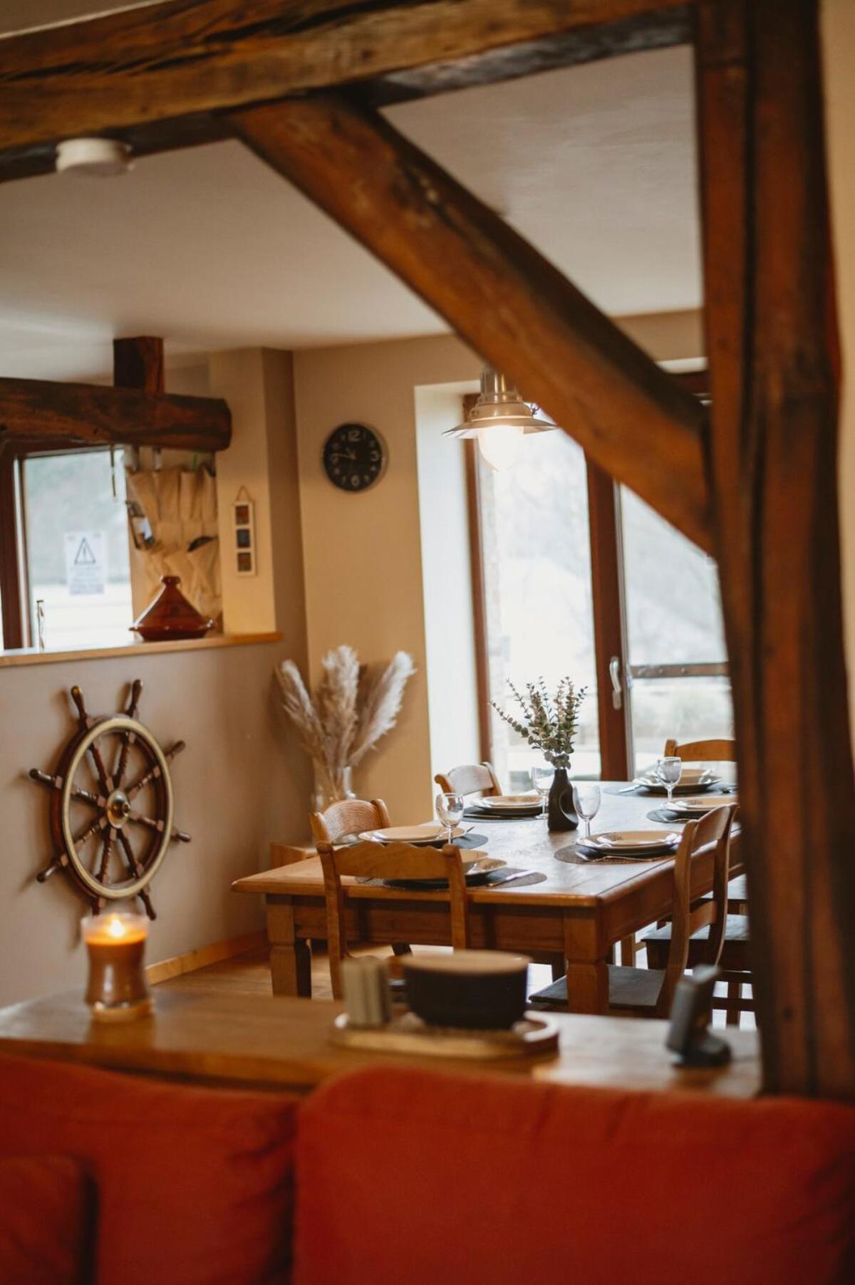 "Sans-Soucis" Ancienne Ferme Pleine De Vie Villa ธูส์ ภายนอก รูปภาพ